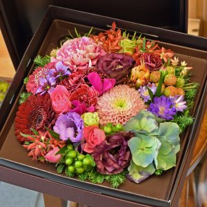 東京都大田区山王　大森の花屋　大花園（だいかえん）季節の旬な花をあなただけの贈り物に！上質でモダンな花贈りを大森スタイルでお届けします。敬老の日